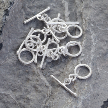 Srebrne satynowe zapięcie toggle AG925 10,5mm