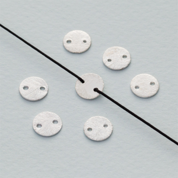 Srebrna blaszka kółko satynowe z 2 dziurkami AG925  8mm