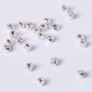 Srebrny koralik ścinany satynowy AG925 2mm