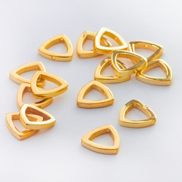 Srebrny koralik trójkąt wycięty AG925 pozłacany 10mm