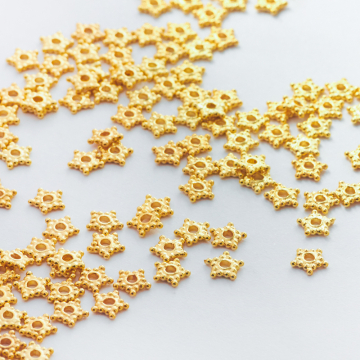 Srebrny koralik kwiatek pięcioramienny AG925 pozłacany 4,5mm