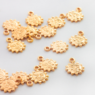 Srebrna zawieszka słoneczko pozłacane AG925 8,5mm