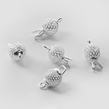 Srebrne zapięcie szufladkowe kulka ażurowa AG925 28mm