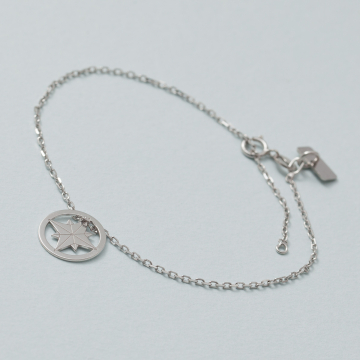 Bransoletka rodowana z różą wiatrów AG925 17 cm