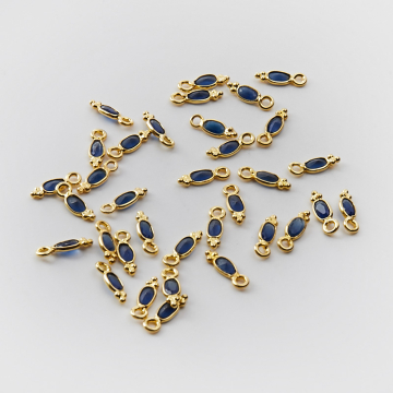 Srebrna zawieszka szafir w srebrnym okuciu AG925 pozłacana 4,5mm