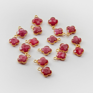 Srebrna zawieszka rubin koniczyna marokańska w srebrnym okuciu AG925 pozłacana 8,5mm