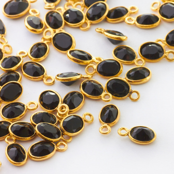 Onyks owal fasetowany w okuciu zawieszka AG925 6mm