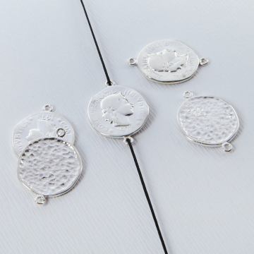 Srebrna moneta antyczna łącznik 16mm