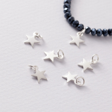 Srebrna zawieszka mini gwiazdka AG925 8.5mm