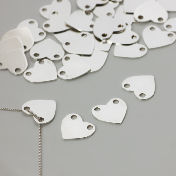 Srebrna celebrytka serce 11x12mm AG925