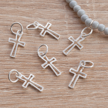 Srebrny krzyżyk wycięty 17,5x9mm AG925