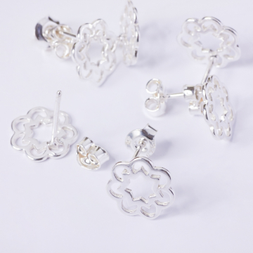 Srebrne kolczyki gwiazdka ażurowa AG925 11mm