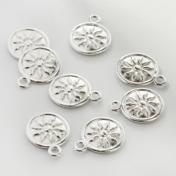 Srebrna zawieszka moneta ze słońcem AG925 10mm