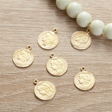 Srebrna zawieszka moneta AG925 pozłacana 14mm