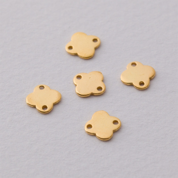 Rozgałęźnik kwiatek pełny AG925 pozłacany 7.5x7.5mm