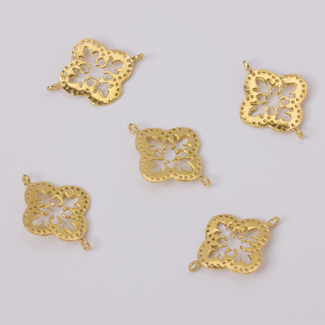 Rozgałęźnik kwiatek ażurowy AG925 pozłacany 18x13mm