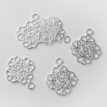 Srebrna zawieszka ażurowa duża AG925 28mm