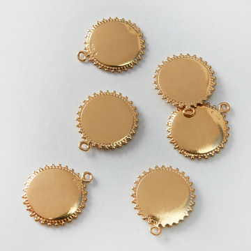 Srebrna zawieszka gładkie kółko z ozdobnym rantem AG925 pozłacana 18mm