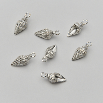 Srebrna zawieszka muszelka długa AG925 17mm