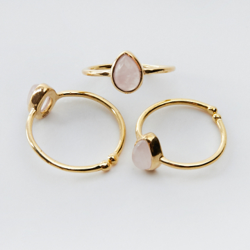 Srebrny pierścionek regulowany z kryształem górskim różowym łezka AG925 pozłacany 20mm