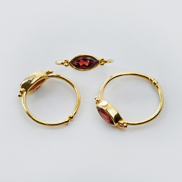 Srebrny pierścionek regulowany z granatem markiza AG925 pozłacany 20mm