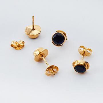 Srebrne kolczyki sztyfty z szfirem AG925 pozłacane 7mm