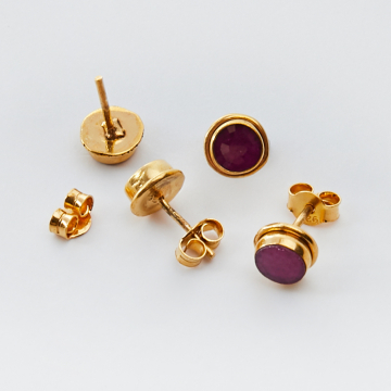 Srebrne kolczyki sztyfty z rubinem AG925 pozłacane 7mm