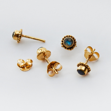 Srebrne kolczyki sztyfty z labradorytem AG925 pozłacane 5mm