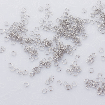 Kółeczka zaciskowe ze stali chirurgicznej w kolorze srebrnym 3,5x0,5mm