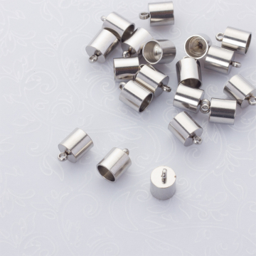 Końcówki do sznurków i rzemieni ze stali chirurgicznej w kolorze srebrnym 6mm