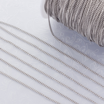 Łańcuszek mini pancerka ze stali chirurgicznej w kolorze srebrnym 1,5x1,8mm