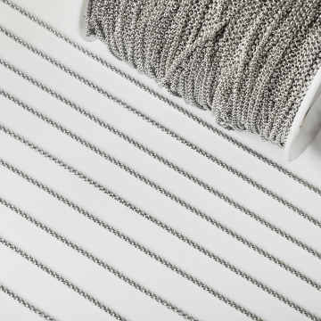 Łańcuszek rolo ze stali chirurgicznej w kolorze srebrnym 2mm