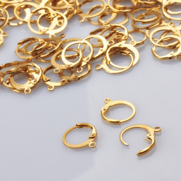 Bigle angielskie okrągłe ze stali chirurgicznej w kolorze złotym 12,5mm Bigle angielskie okrągłe ze stali chirurgicznej w kolorze złotym 12,5mm