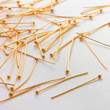 Szpilki ze stali chirurgicznej z okrągłą główką w kolorze złotym 30x0,7mm PVD