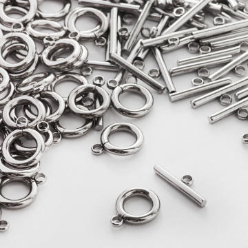 Zapięcie toggle kółko i patyczek ze stali chirurgicznej w kolorze srebrnym 10,5mm