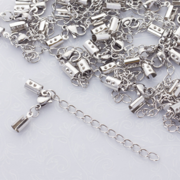 Zapięcia w zestawie ze stali chirurgicznej w kolorze srebrnym 5,5mm