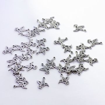 Zawieszka ze stali chirurgicznej koliber w kolorze srebrnym 12mm