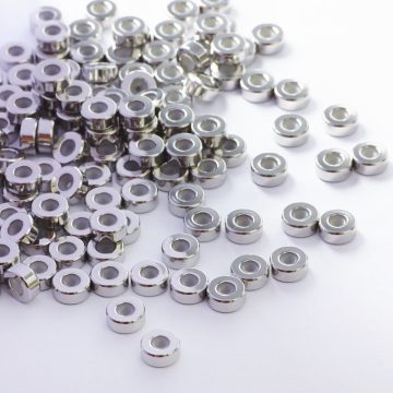 Zapięcie stoper z silikonem ze stali chirurgicznej walec w kolorze srebrnym 8mm