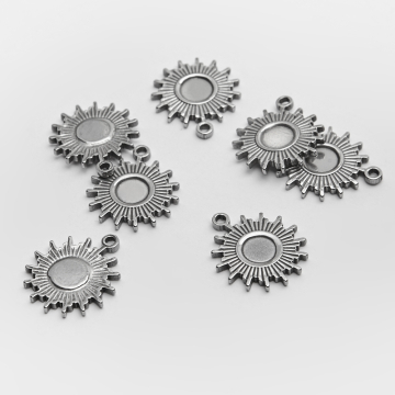 Zawieszka ze stali chirurgicznej serwetka w kolorze srebrnym 16mm