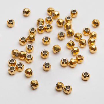 Kulka fasetowana ze stali chirurgicznej w kolorze złotym 4mm