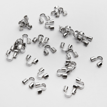 Końcówki skobelki do linek i nici ze stali chirurgicznej w kolorze srebrnym 5mm