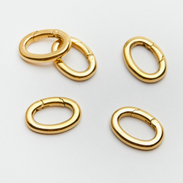 Zapięcie ozdobne owal ze stali chirurgicznej w kolorze złotym 13x18mm