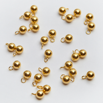 Zawieszka kulka ze stali chirurgicznej w kolorze złotym 5mm