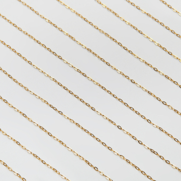 Łańcuszek forza owal płaski ze stali chirurgicznej w kolorze złotym 2,3x1,3mm