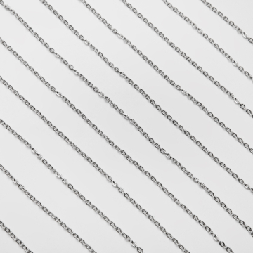 Łańcuszek owal nacinany ze stali chirurgicznej w kolorze srebrnym 3x2,4mm