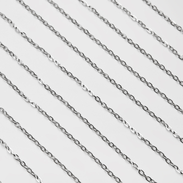 Łańcuszek płaski owal błyszczący ze stali chirurgicznej w kolorze srebrnym 4x3mm