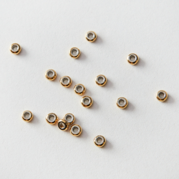 Przekładka ze stali chirurgicznej oponka w kolorze złotym 3mm