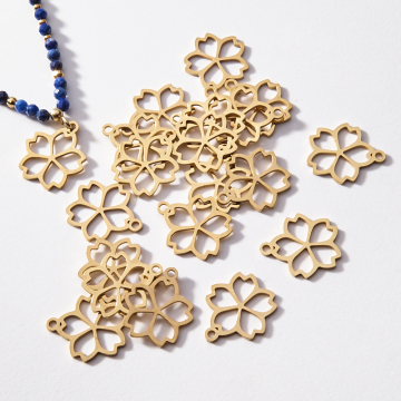 Zawieszka pozłacana ze stali chirurgicznej kwiatek 16,6mm