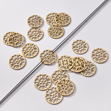 Zawieszka łącznik pozłacany ze stali chirurgicznej serwetka z sercami 18,4mm