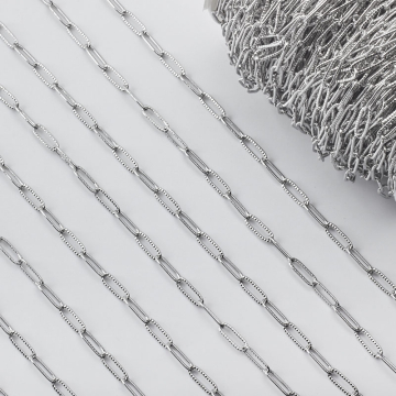 Łańcuch ze stali chirurgicznej karbowane spinacze w kolorze srebrnym 12x4mm